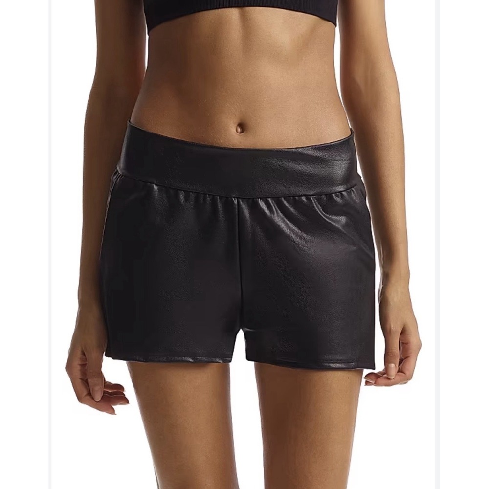 Commando Size M Black Faux Leather Relaxed Shorts Pull On Minimalist Grunge Goth